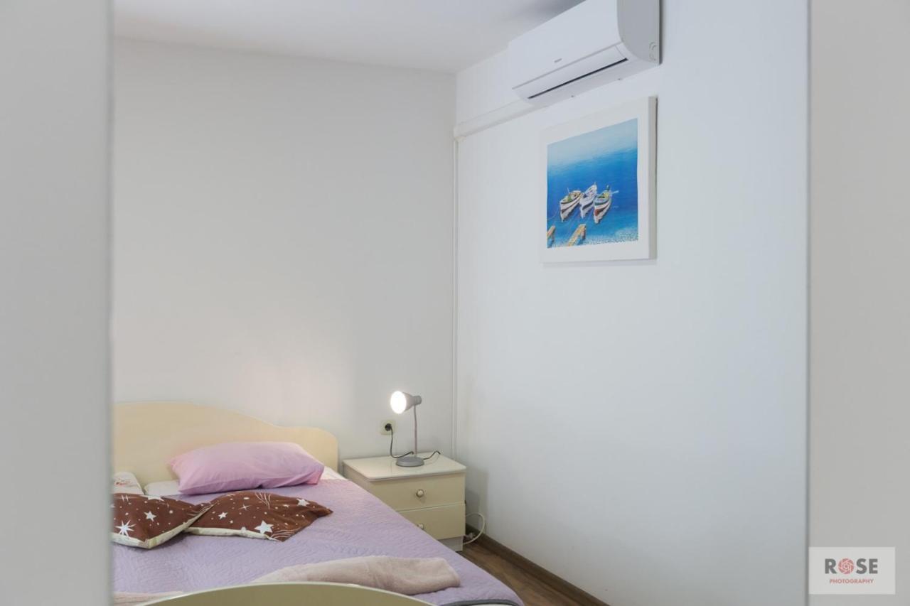 Apartment Laureta Porec Exterior photo