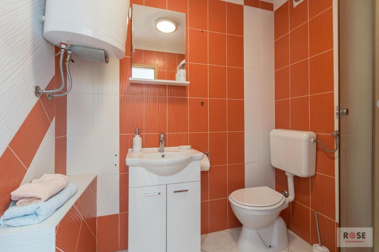 Apartment Laureta Porec Exterior photo