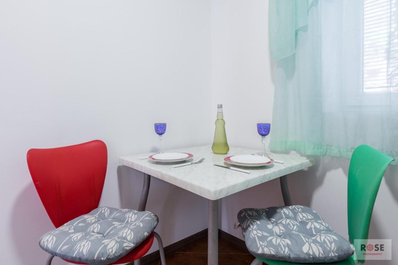 Apartment Laureta Porec Exterior photo
