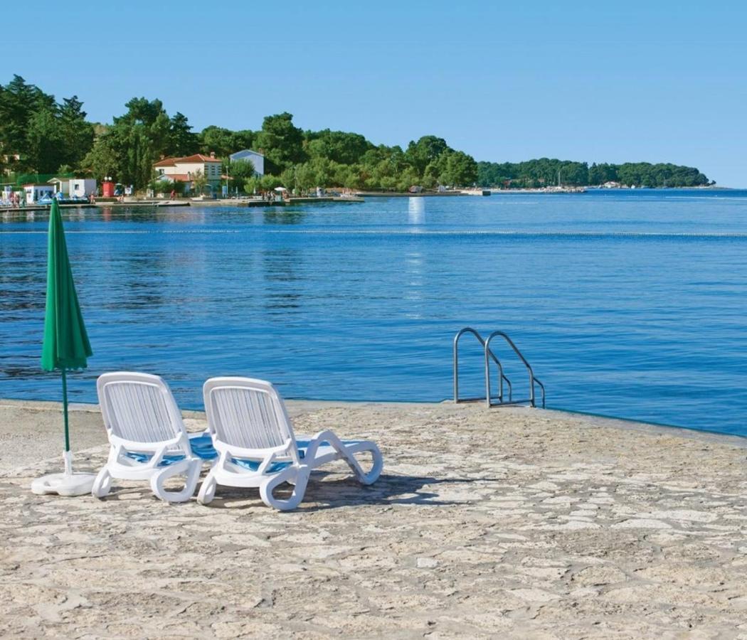 Apartment Laureta Porec Exterior photo