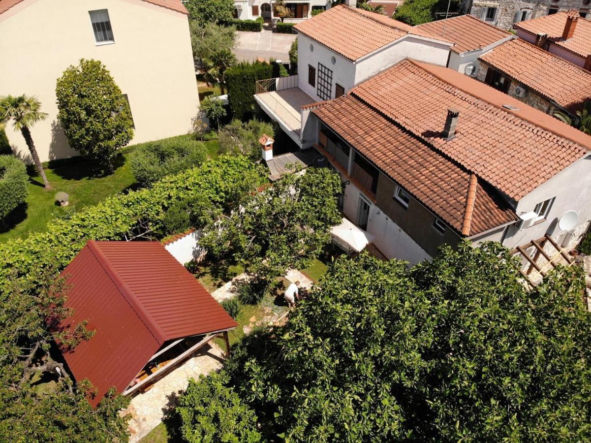 Apartment Laureta Porec Exterior photo